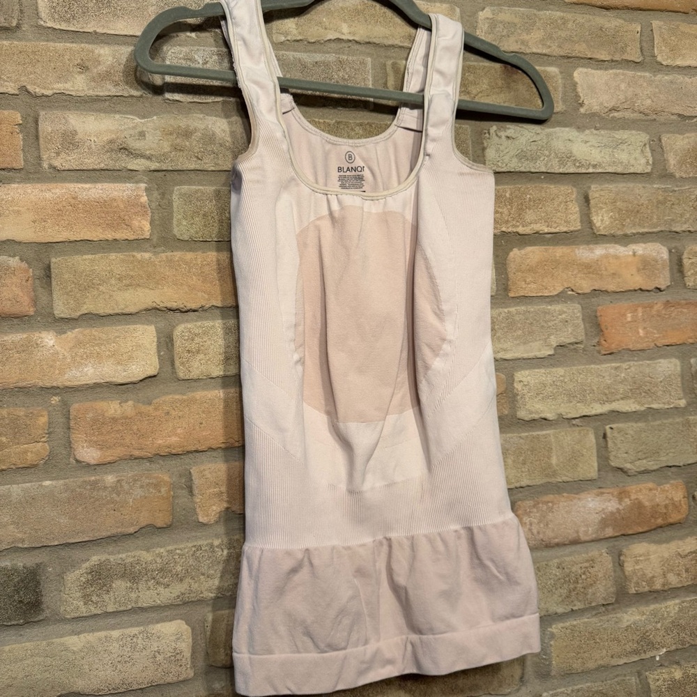 BLANQI Cream Sleeveless Tank Top